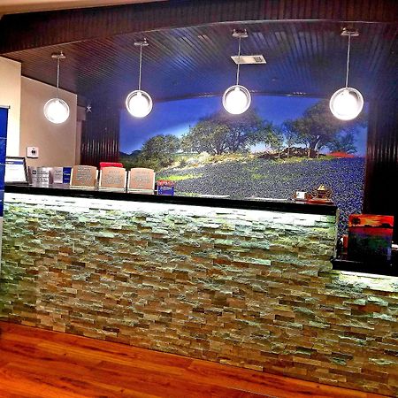 贝斯特韦斯特星毛栎酒店 Burnet 外观 照片