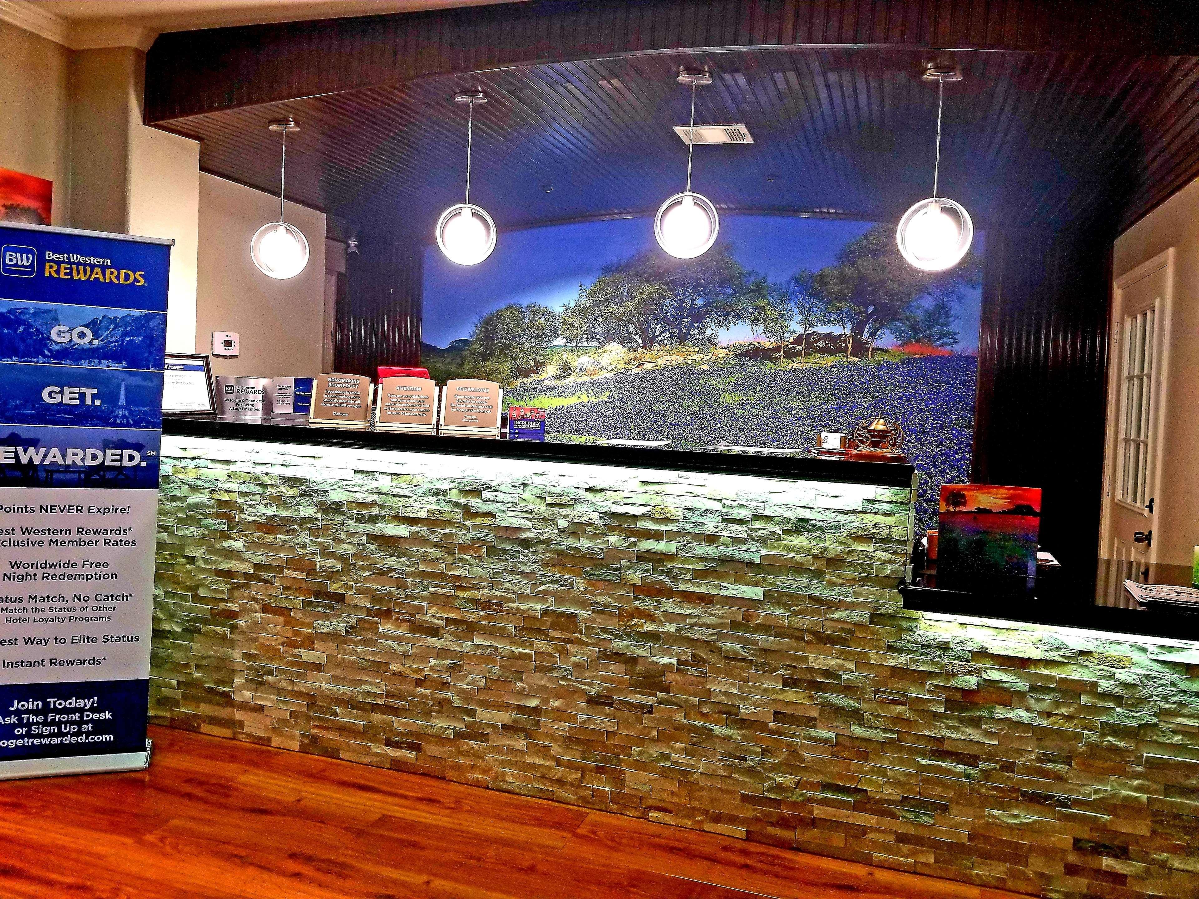 贝斯特韦斯特星毛栎酒店 Burnet 外观 照片